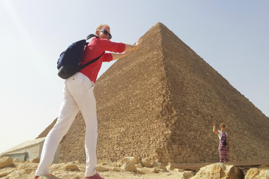 Day Tour to Pyramids, Memphis and Sakkara
